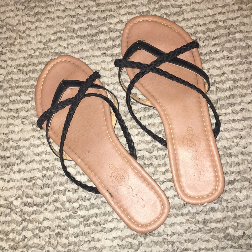 Cute sandals - ‘S’ Size 6/7